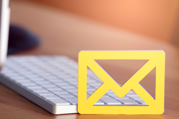 ¿Cómo realizar una campaña de email marketing?
