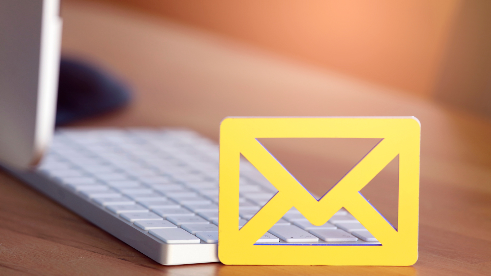 ¿Cómo realizar una campaña de email marketing?